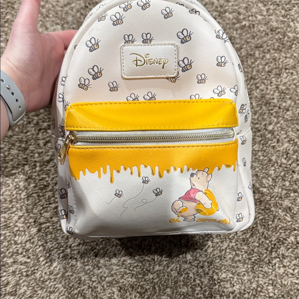 Loungefly Disney Winnie the Pooh Backpack - Yellow and Cream